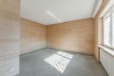 Kind - Einfa­mi­li­en­wohn­haus mit ausbau­barem Dach­ge­schoss und Doppel­ga­rage, Göppingen