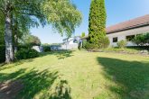 Garten - Einfa­mi­li­en­wohn­haus mit ausbau­barem Dach­ge­schoss und Doppel­ga­rage, Göppingen