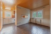 Küche mit Essen EG - Groß­zü­giges Einfa­mi­li­en­haus in Fertig­bau­weise mit Garage auf großem Grund­stück – sofort beziehbar