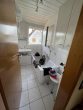 Bad - Fami­li­en­freund­li­ches Zwei­fa­mi­li­en­wohn­haus mit Garten