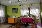 Büro - Groß­zü­giges Ein- bzw. Zwei­fa­mi­li­en­haus -VERKAUFT-