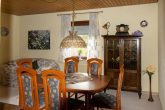 Esszimmer - Groß­zü­giges Ein- bzw. Zwei­fa­mi­li­en­haus -VERKAUFT-