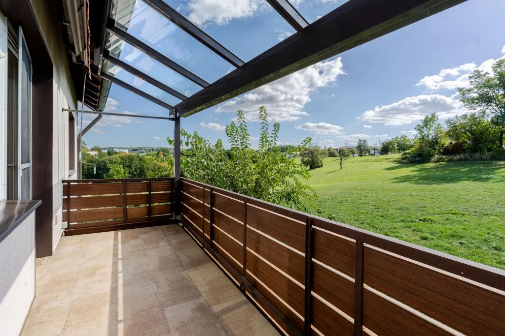 Balkon OG